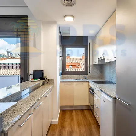 Mar De Vent -apartments * Льорет-де-Мар