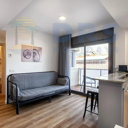 Mar De Vent -apartments * Льорет-де-Мар